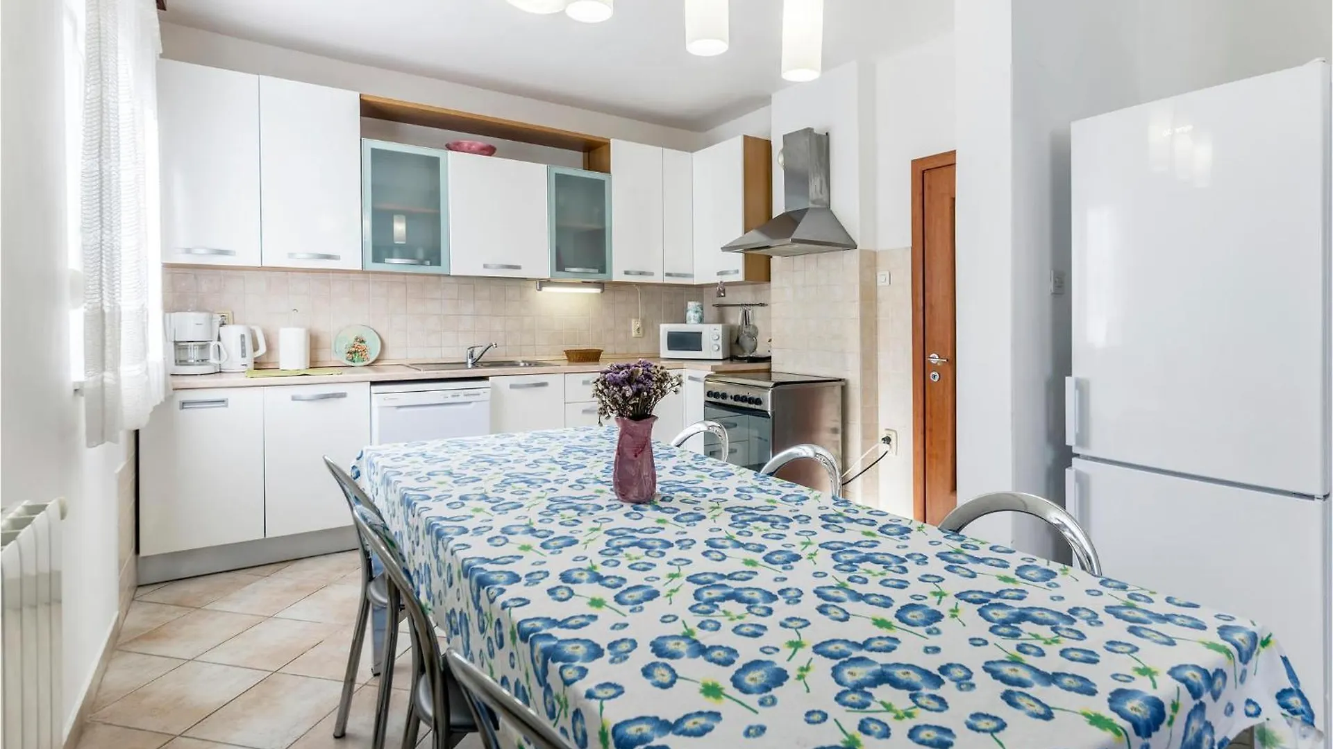 Gorgeous Apartment In Pula With Wifi