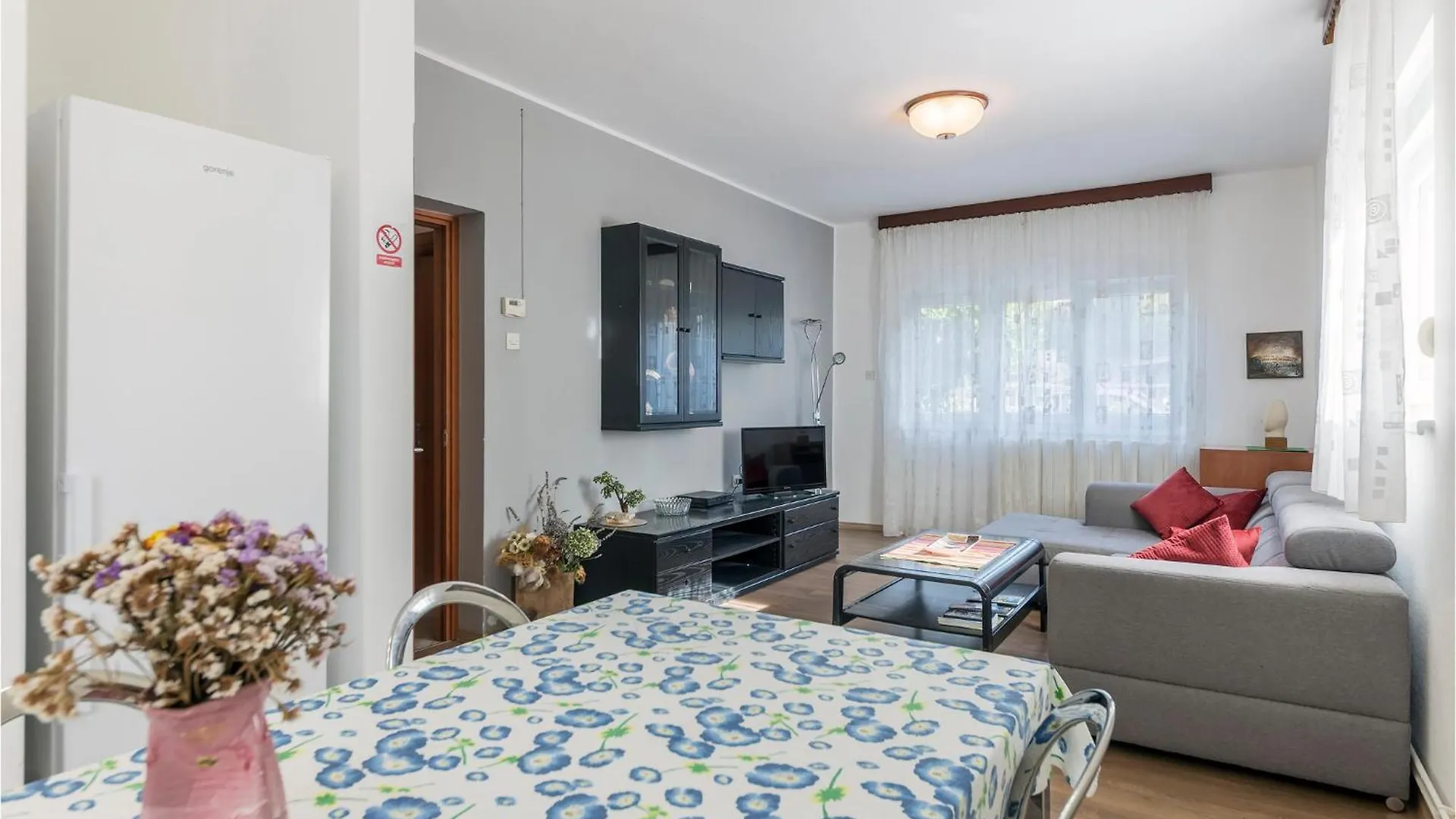 Gorgeous Apartment In Pula With Wifi