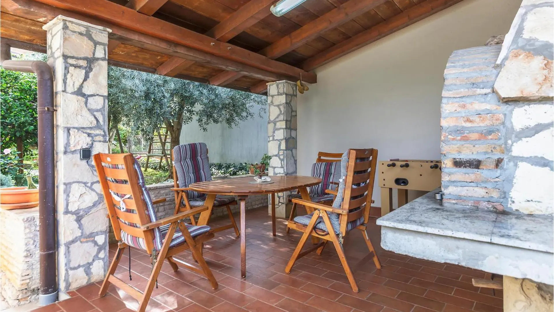 Gorgeous Apartment In Pula With Wifi